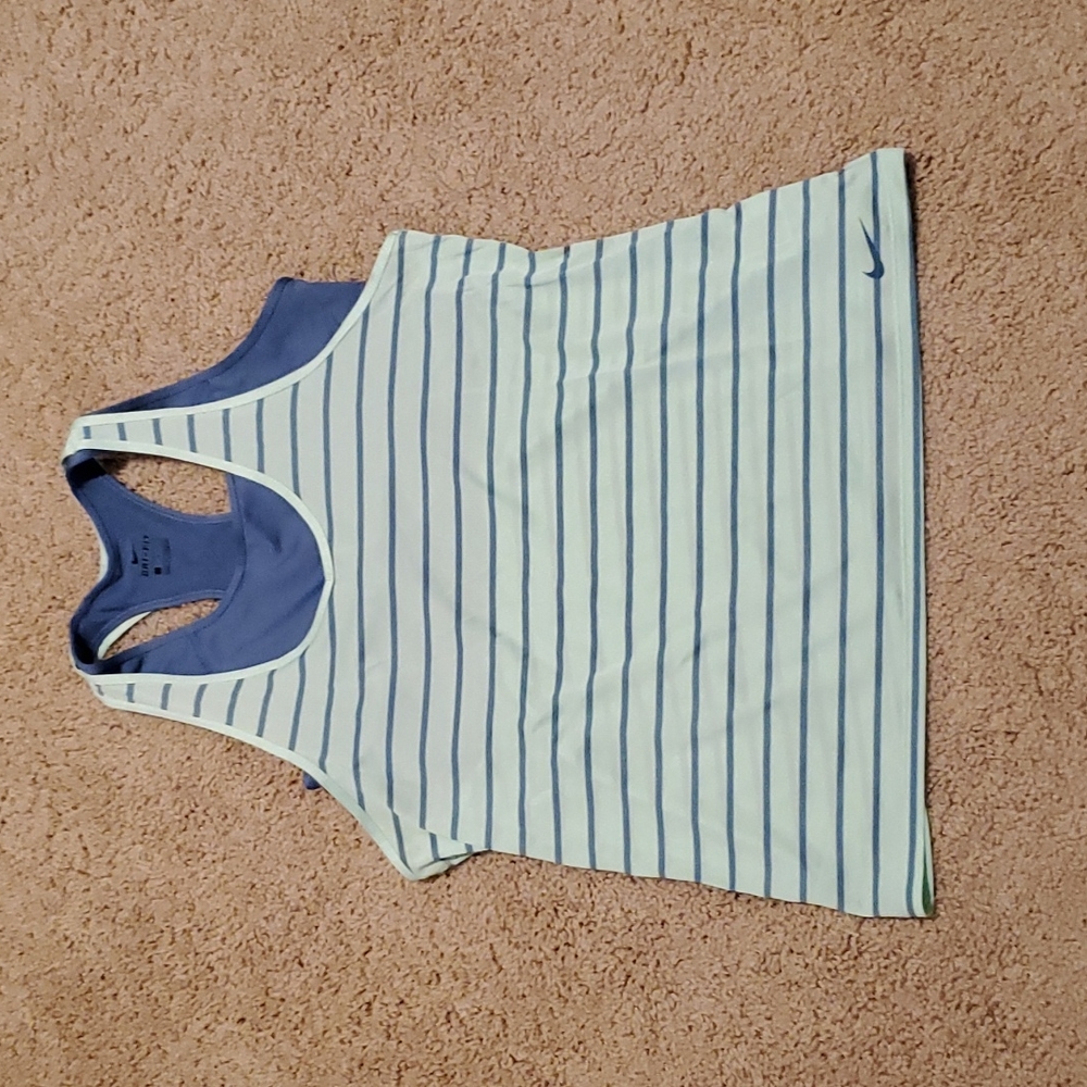 Nike tank top with bra built in